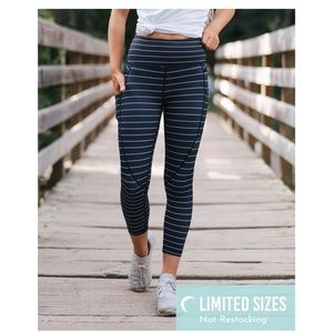 ZYIA Crop Light n Tight leggings